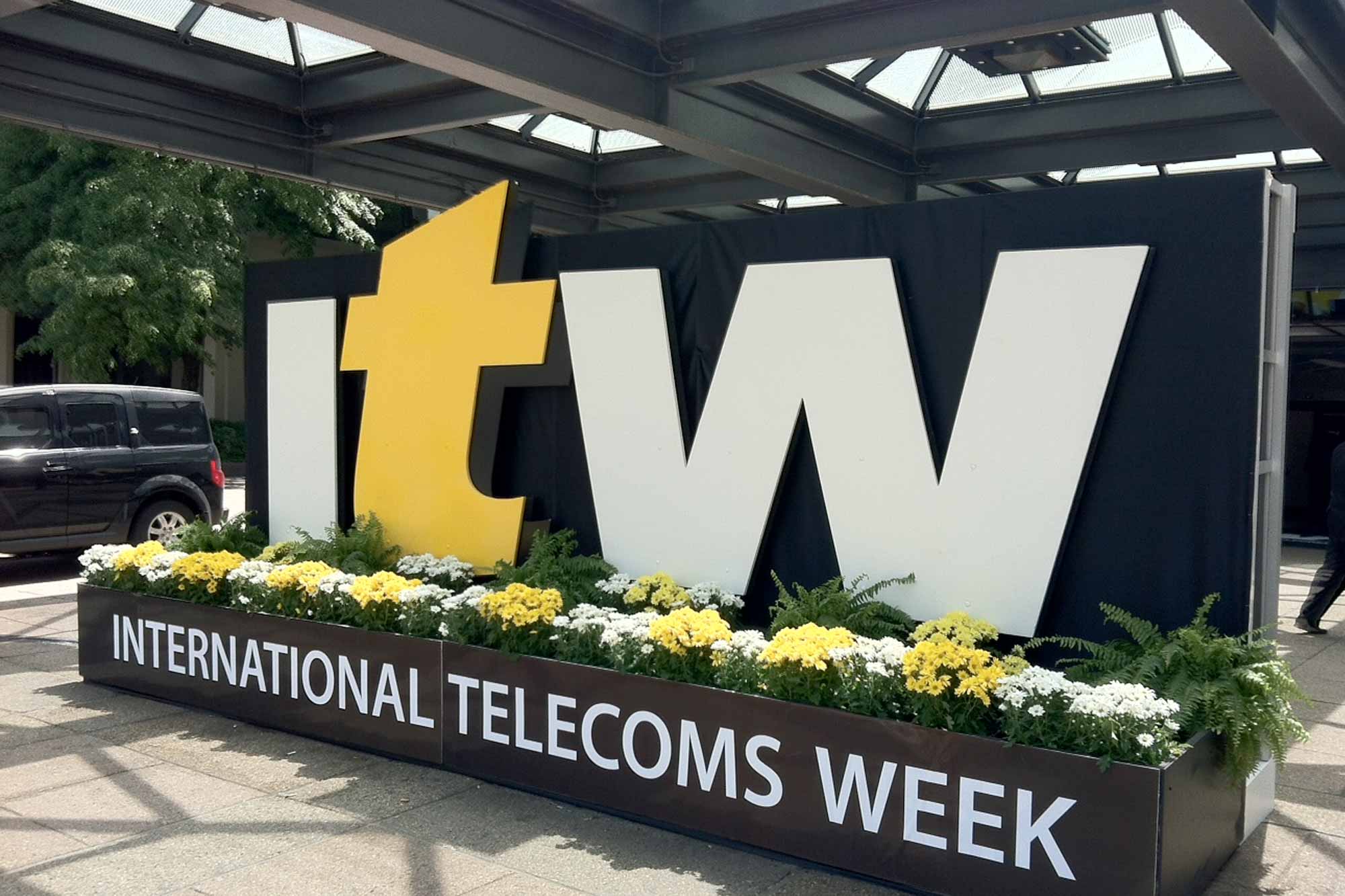 MobiWeb at ITW 2014, the meeting point for the wholesale telecommunications MobiWeb at ITW 2014, the meeting point for the wholesale telecommunications