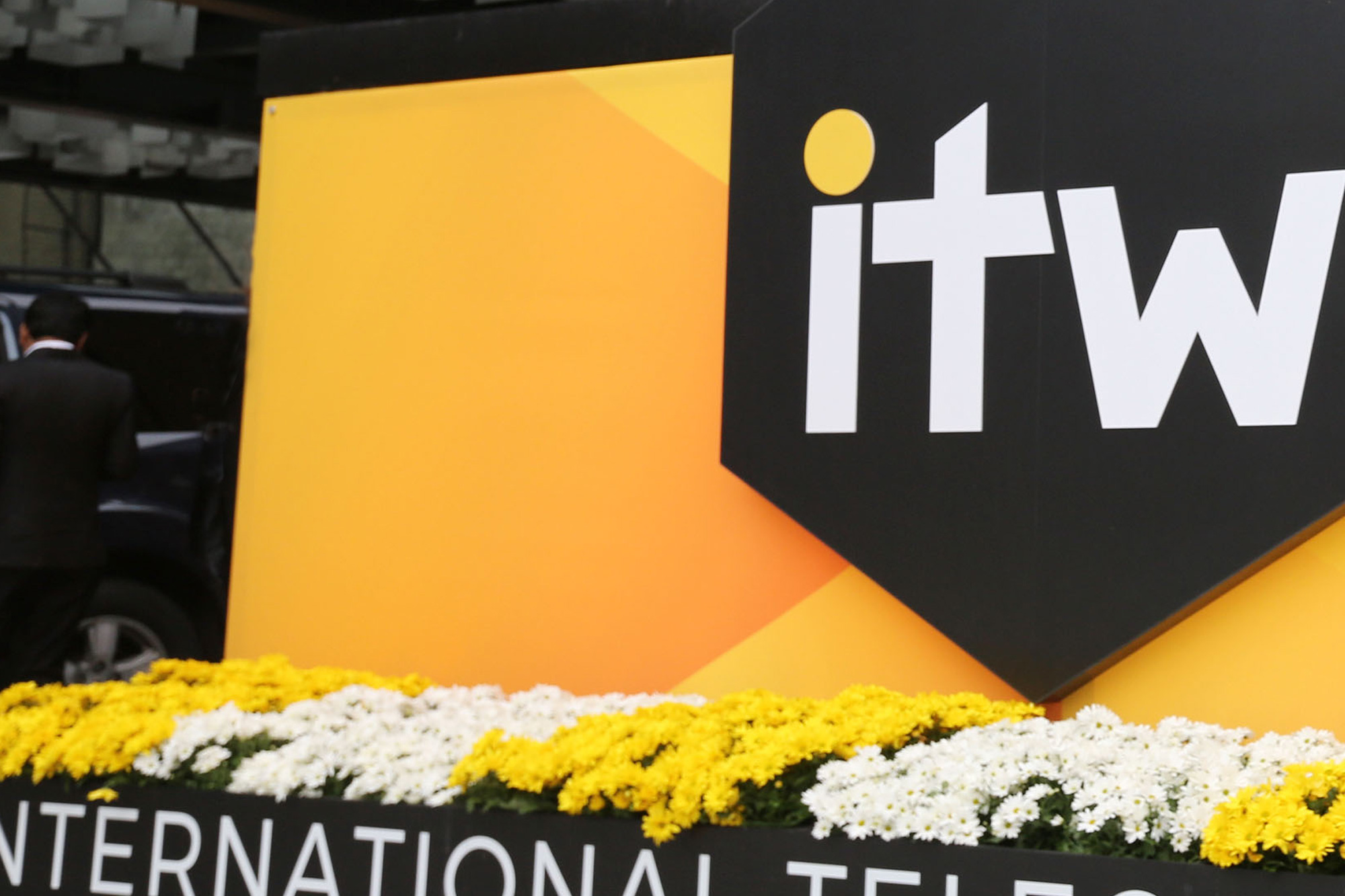 MobiWeb at ITW 2017, the annual meeting for wholesale telecoms MobiWeb at ITW 2017, the annual meeting for wholesale telecoms